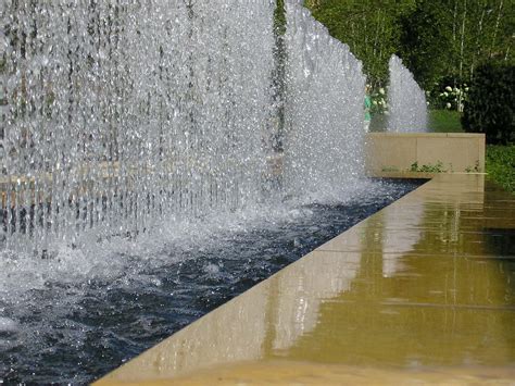 water wall   photo  freeimages