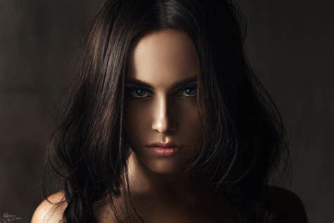 hình nền đối mặt đàn bà mô hình chân dung tóc dài brunette