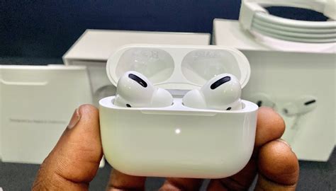 airpods pro review worth   overpriced dignited
