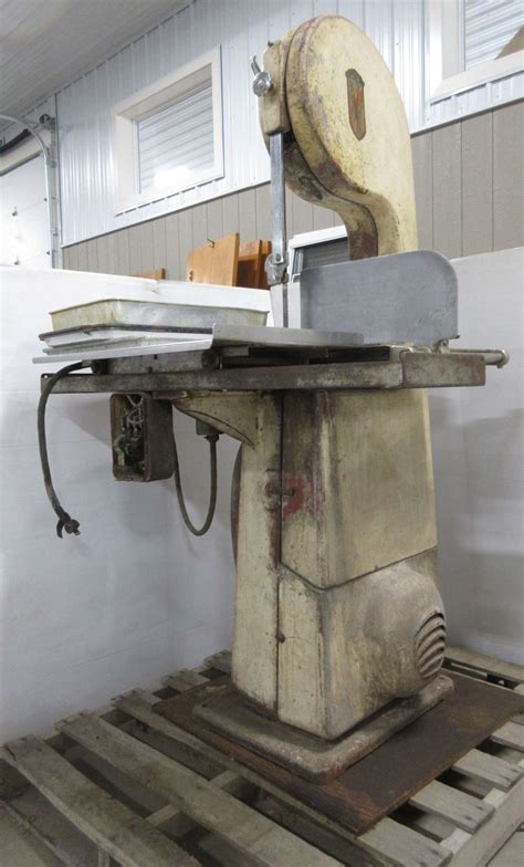 albrecht auctions older vaughan meat band saw 4 meat