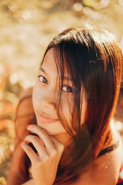 natural portrait asian girl smiling native asian beauty