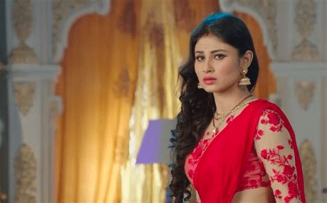 naagin actress mouni roy finally making her debut in bollywood boty