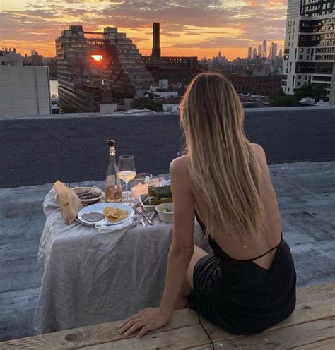 Pin By 𝒃𝒆𝒍𝒍𝒂 On Gossip Girl In 2020 Date Night City Aesthetic Instagram
