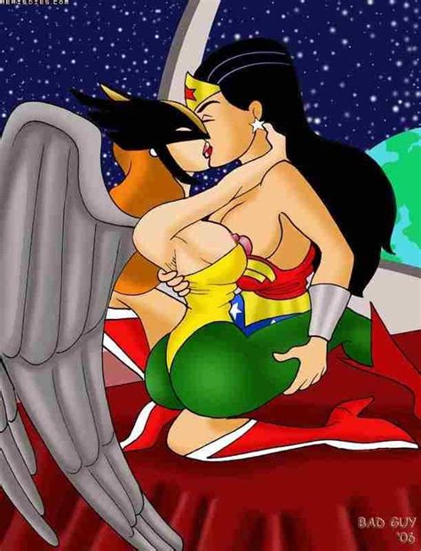 hawkgirl kisses wonder woman wonder woman and hawkgirl lesbian porn sorted by position luscious