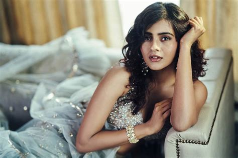 Gorgeous Alert Hebah Patel Flaunts Her Incredible Figure To Perfection