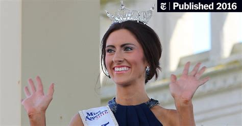 Missouri Woman Is Miss America Pageant’s First Openly Lesbian