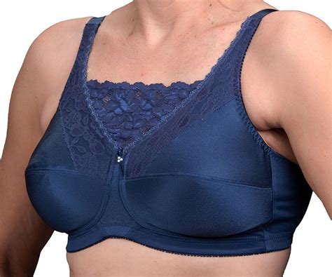 Nearly Me Lace Cami Soft Cup Mastectomy Bra Style 660 34a Navy