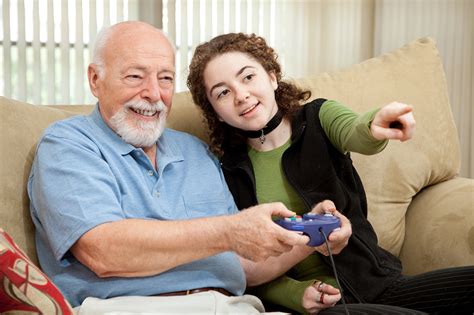 Elektroniska Spel För äldre