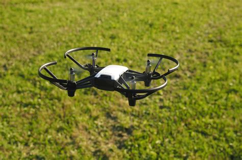 review   dji ryze tello mini drone  drones