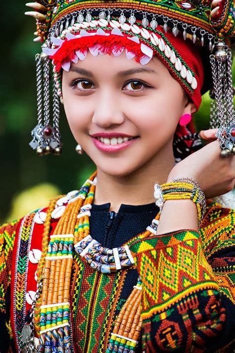 galeri amis suku besar asli taiwan nihao indonesia