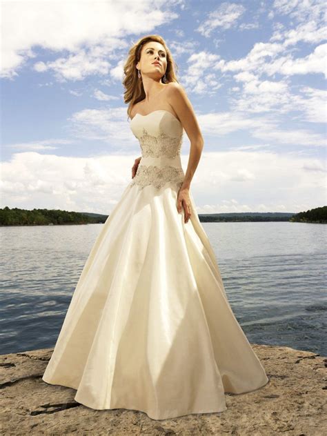 Ivory Beach Wedding Dresses Wedding And Bridal Inspiration