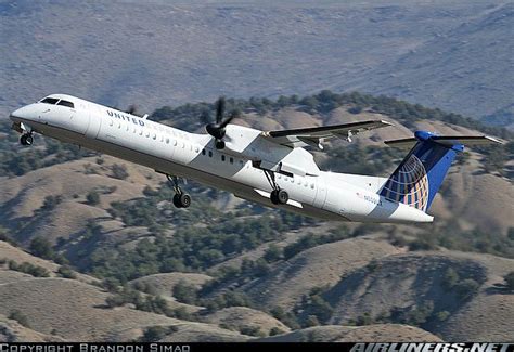 united express republic airlines bombardier dhc