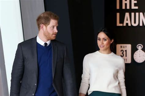 meghan markle sues british tabloid for publishing private letter she