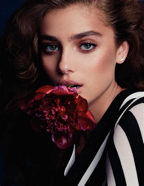 victoria s secret model taylor hill named as the new face of maison