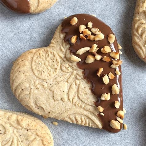 chocolate dipped embossed sugar cookies roll cookies