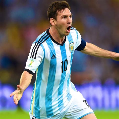 lionel messi scores but argentina show flaws in maracana dress
