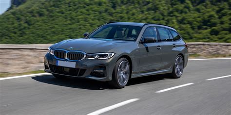 bmw  series touring review  drive specs pricing carwow