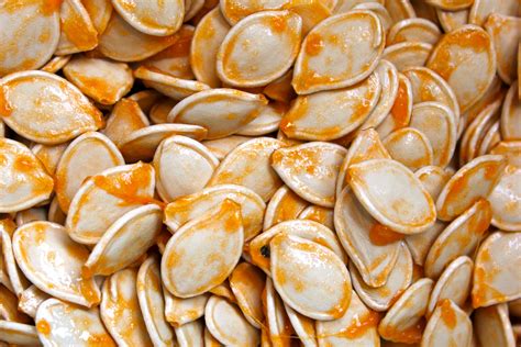 reasons  pumpkin seeds  good   amazing africa african inspired fashion