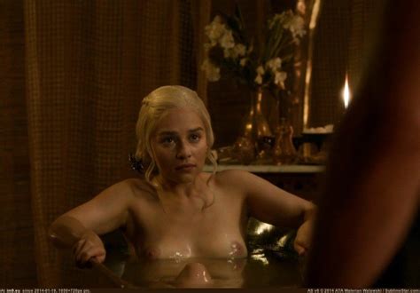 emilia clarke nude the fappening thefappening pm celebrity photo leaks