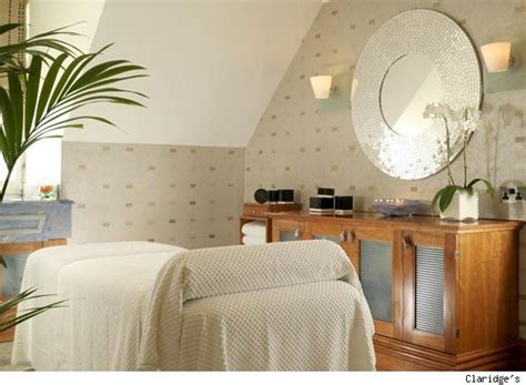 clean beauty therapy room therapy rooms beauty salon decor