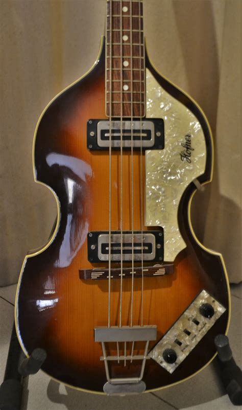 hofner  violin bass  sunburst bass  sale rome vintage guitars