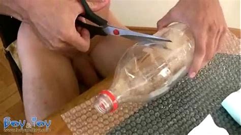 do it yourself masturbator helps a twink to unload xvideos