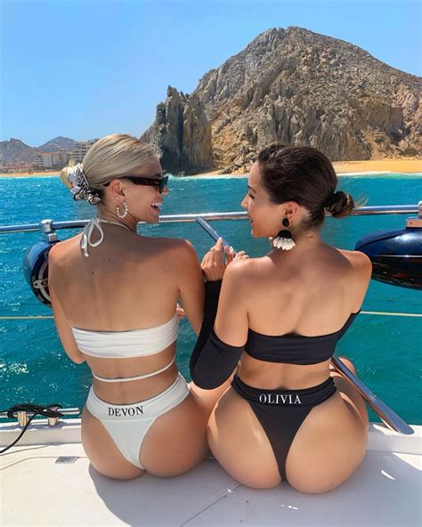 Olivia Culpo And Devon Windsor In Bikinis At A Boat