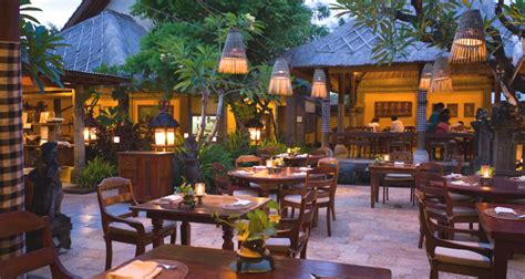 striking restaurants  bali   visit traveltourxpcom