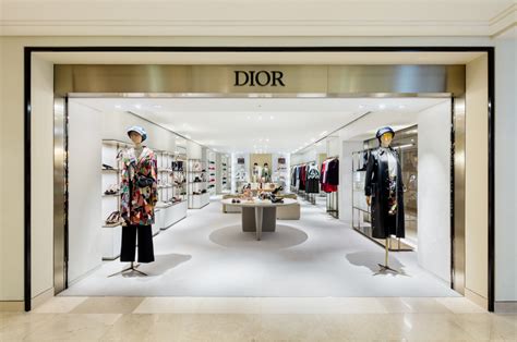 seoul dior store opening superfuture