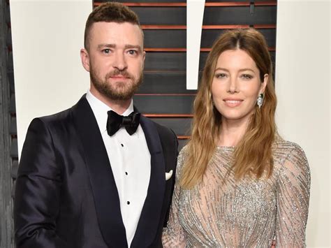 justin timberlake publicly apologises to wife afte