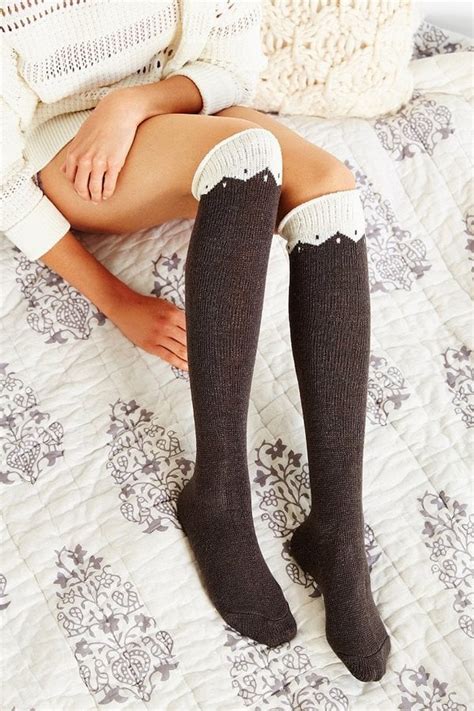 urban outfitters colorblock zigzag knee high sock 14 how to wear