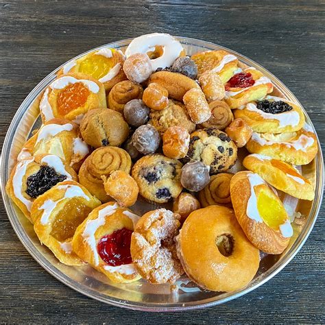 large pastry tray  create delicious memories oakmont bakery