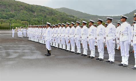 indian navy  beb tech engineering   join eligibility