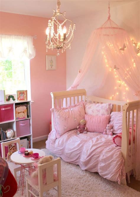 girls bedroom decorating ideas  adorable girly canopy beds