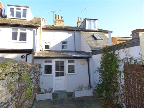 Martin And Co Bury St Edmunds 2 Bedroom Terraced House Let In Southgate