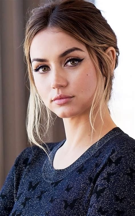 Ana De Armas Nude And Sexy Pics And Topless Sex Scenes