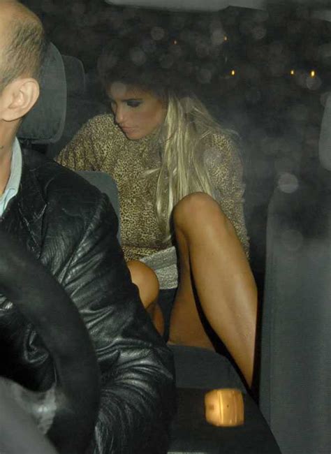 Famous Holiday Katie Price Upskirt Black Panty When She’s