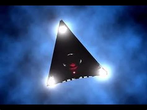 pyramid ufo flies   cigar shaped ufo youtube