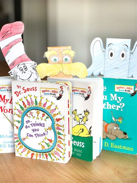 color  dr seuss bookmarks  printable coloring bookmarks