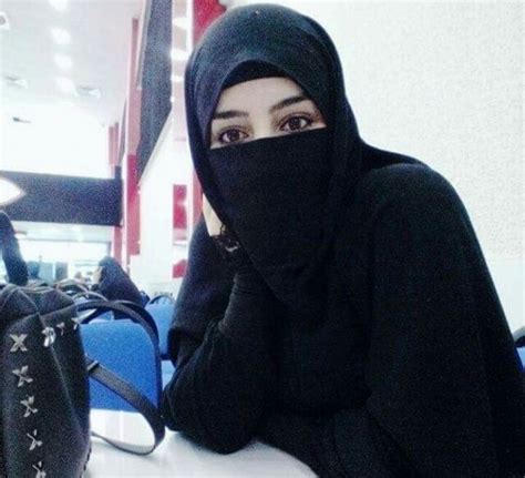 Beauty Muslim Girl Peçe Nikab Nikap Nikabis Kapalı çarşaf Hicab