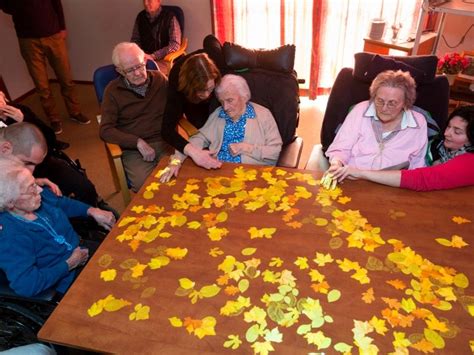 tovertafel doorbreekt apathie dementerende dementie activiteiten dementie ouderen activiteiten