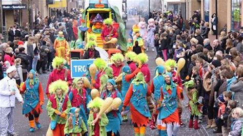 de turftrappers uit slagharen verscherpt regels voor carnavalsoptocht rtv oost