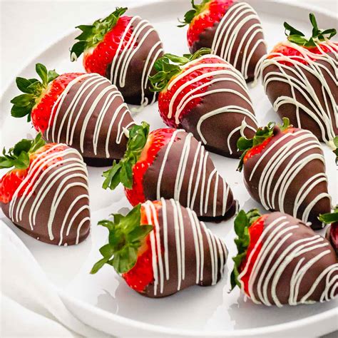 easy chocolate covered strawberries drive  hungry