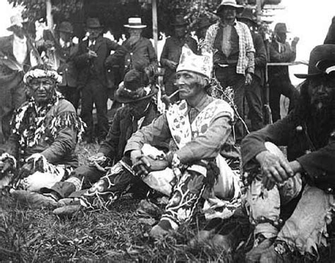 Chippewa Indians Chippewa Indians Smoking In Council 1900 Native