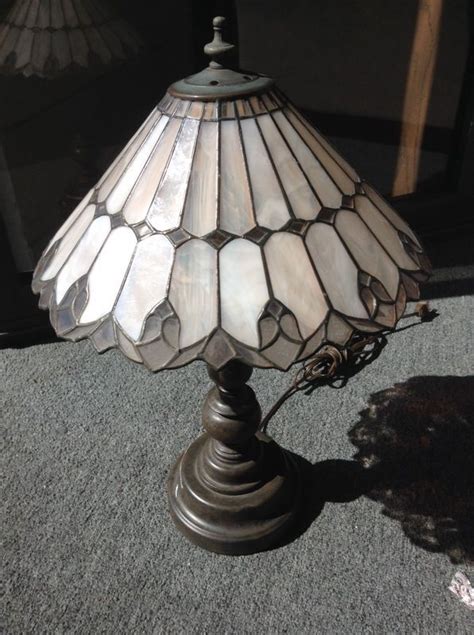 antique vintage stained glass 3 bulb lamp iron base lamp shade 20 x 13