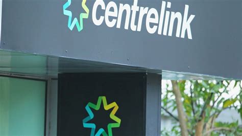 Suspend Centrelink Robodebt Until System Fixed Senate Report Says