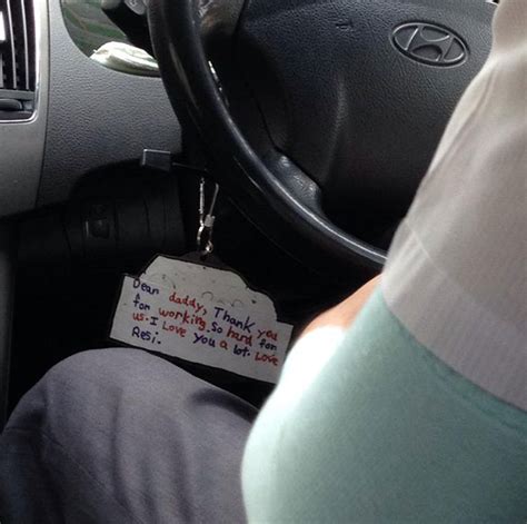taxi driver s touching note from his daughter is beautiful metro news