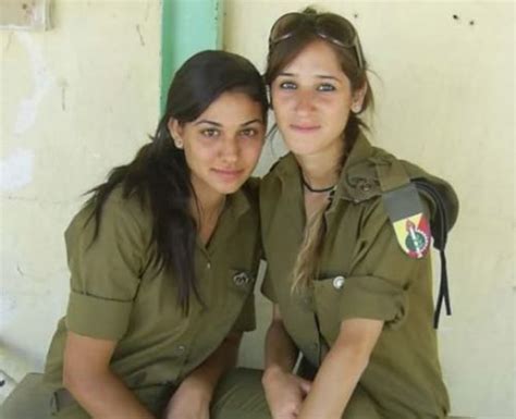 beautiful girls of the israeli army 17 photos thechive