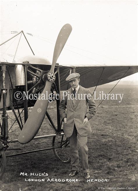 aviator bentfield charles hucks  hendon airfield   nostalgic picture library