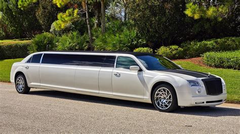 popular types  limousines private car